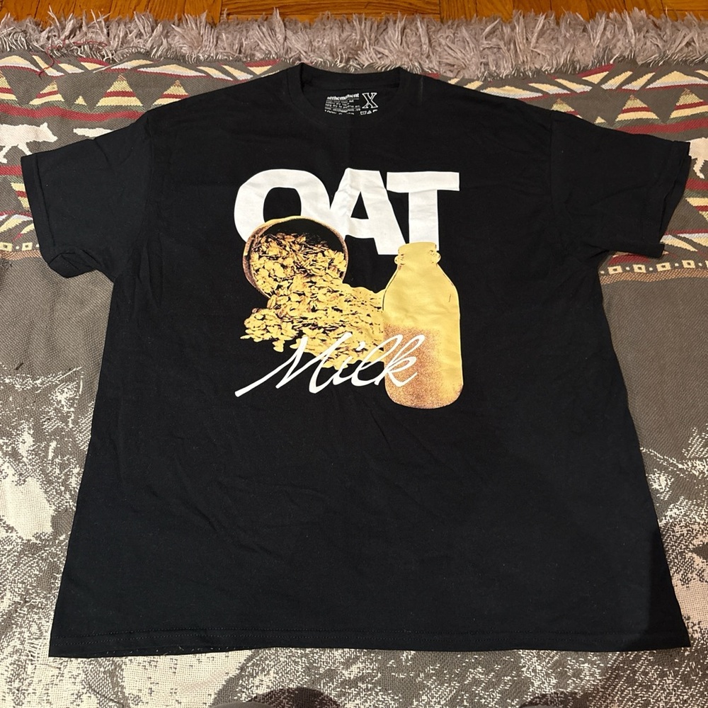 Black and Cream Oatmilk T-Shirt
